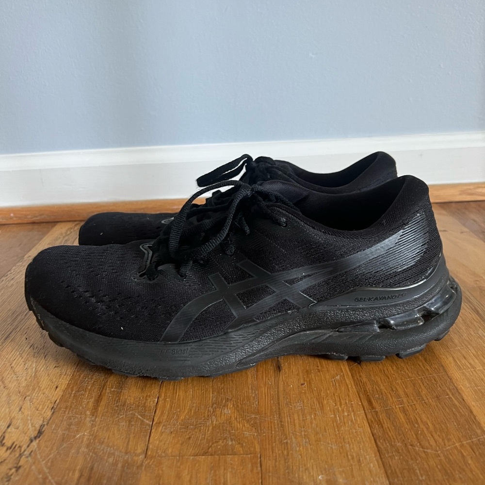 ASICS Gel Kayano 28 women’s